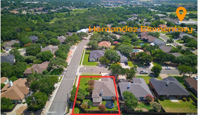 2621 DEER STAND LOOP, San Marcos, TX 78666