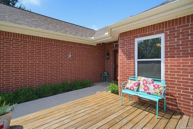 2621 DEER STAND LOOP, San Marcos, TX 78666