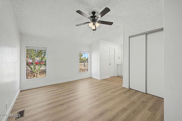 16040 N 66TH Avenue, Glendale, AZ 85306