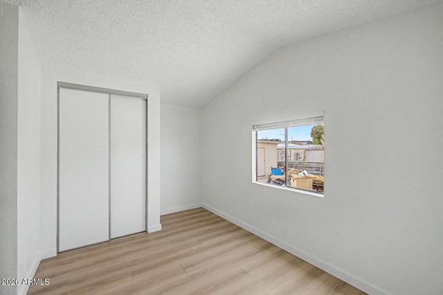 16040 N 66TH Avenue, Glendale, AZ 85306