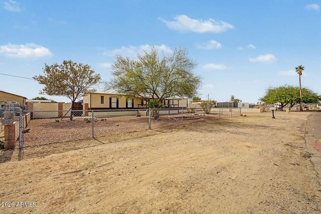 16040 N 66TH Avenue, Glendale, AZ 85306