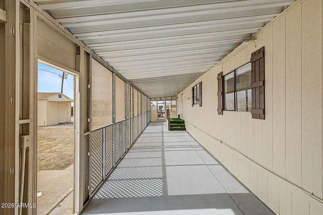 16040 N 66TH Avenue, Glendale, AZ 85306