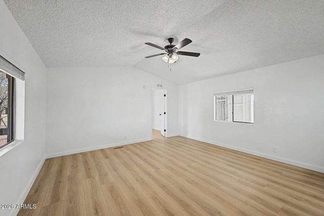 16040 N 66TH Avenue, Glendale, AZ 85306