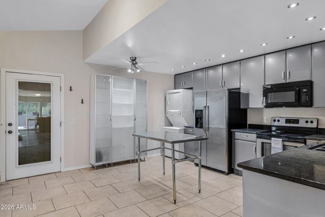 1231 E BLUEBELL Lane, Tempe, AZ 85288