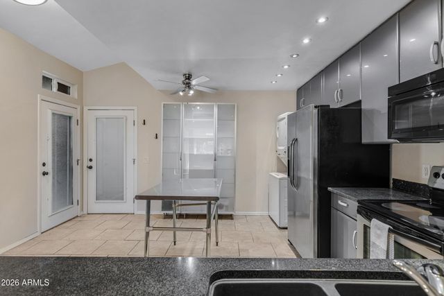 1231 E BLUEBELL Lane, Tempe, AZ 85288