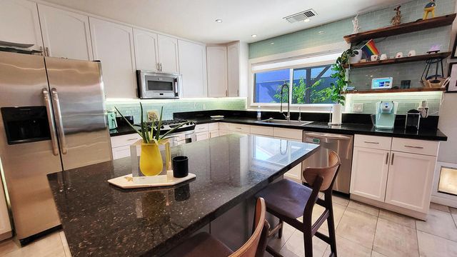 27205 Hombria Drive, Cathedral City, CA 92234