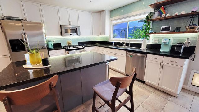 27205 Hombria Drive, Cathedral City, CA 92234