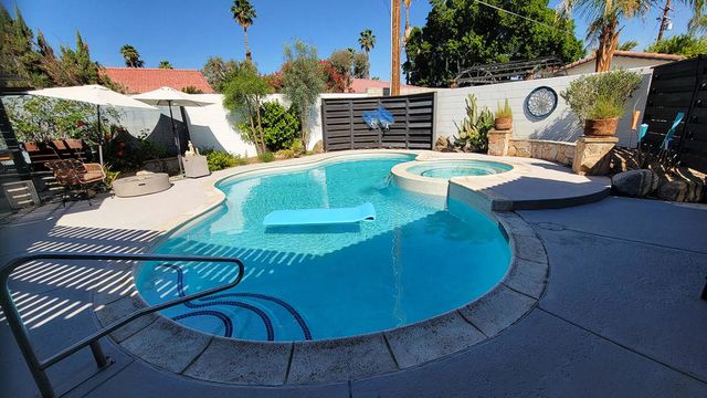 27205 Hombria Drive, Cathedral City, CA 92234
