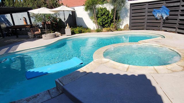 27205 Hombria Drive, Cathedral City, CA 92234