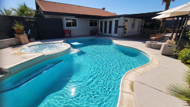 27205 Hombria Drive, Cathedral City, CA 92234