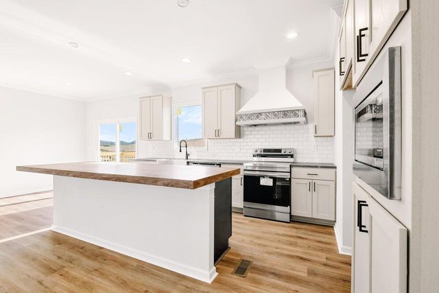 301 Belmont Lane, London, KY 40741