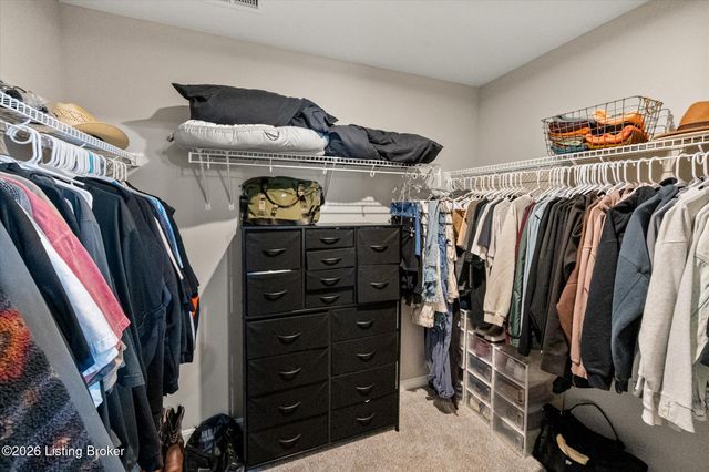 11118 Compass Ave, Louisville, KY 40229