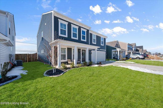 11118 Compass Ave, Louisville, KY 40229