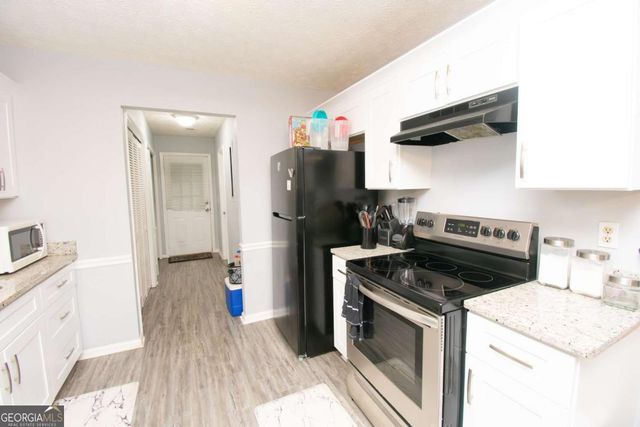 6847 S Lakewood Terrace, Douglasville, GA 30135
