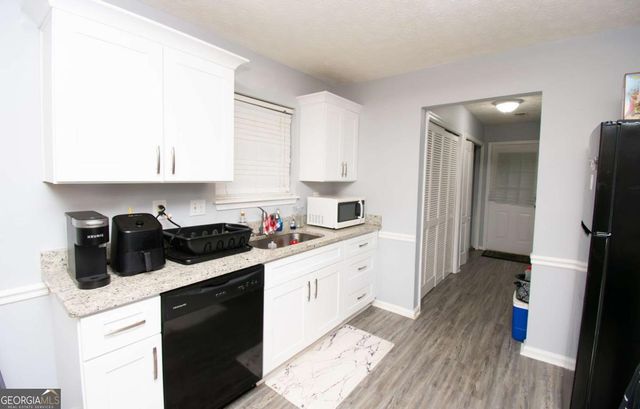 6847 S Lakewood Terrace, Douglasville, GA 30135
