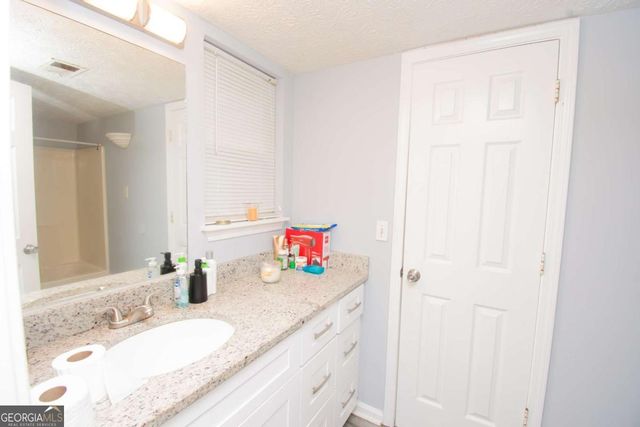6847 S Lakewood Terrace, Douglasville, GA 30135