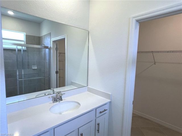 2184 Dragonfruit WAY, Naples, FL 34120