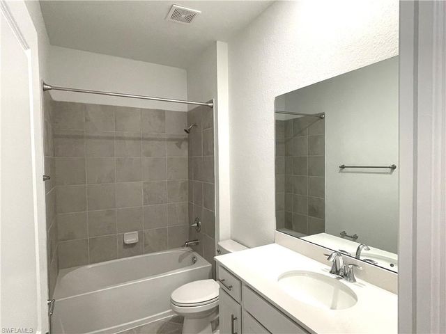 2184 Dragonfruit WAY, Naples, FL 34120