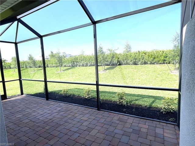 2184 Dragonfruit WAY, Naples, FL 34120