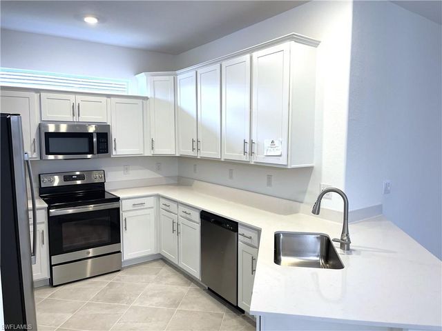 2184 Dragonfruit WAY, Naples, FL 34120