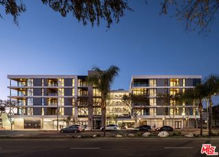 9001 Santa Monica Boulevard 206, West Hollywood, CA 90069