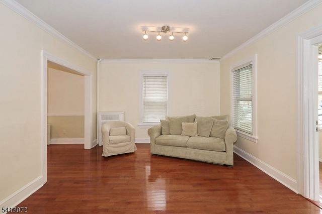 28 Glenside Ave, Summit City, NJ 07901