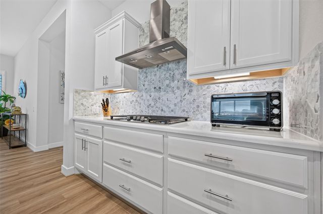 28913 Autumn Shore Drive, Fulshear, TX 77441