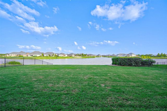 28913 Autumn Shore Drive, Fulshear, TX 77441