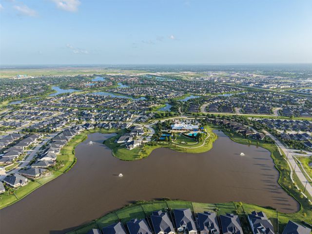 28913 Autumn Shore Drive, Fulshear, TX 77441