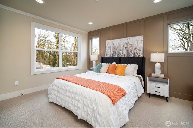 434 20th Ave, Kirkland, WA 98033