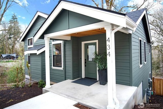434 20th Ave, Kirkland, WA 98033