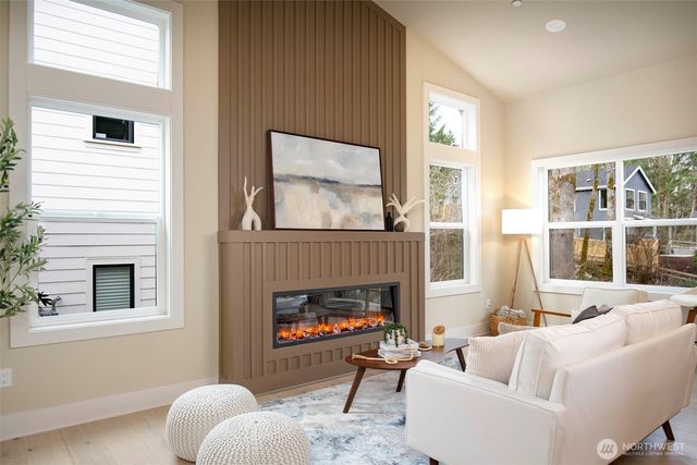 434 20th Ave, Kirkland, WA 98033