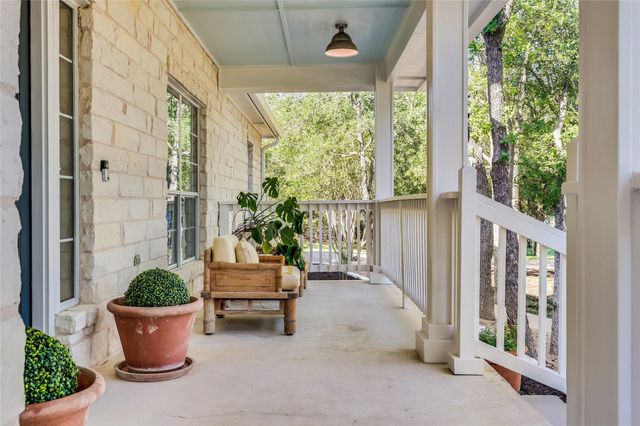 136 Territory DR, Bastrop, TX 78602