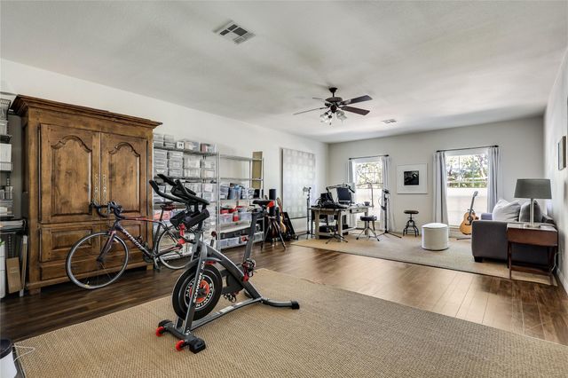 136 Territory DR, Bastrop, TX 78602
