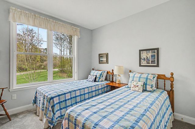 107 Staniford Farms Road, Burlington, VT 05408