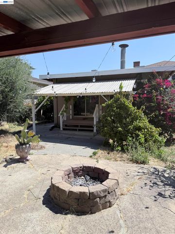 137 Viewmont Avenue, Vallejo, CA 94590