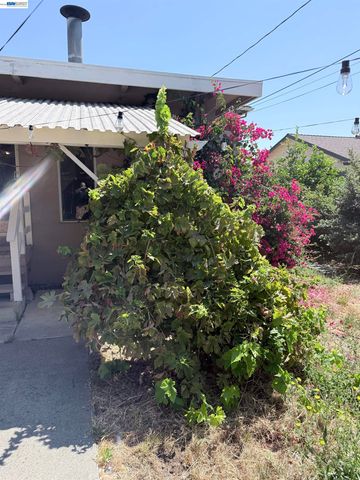 137 Viewmont Avenue, Vallejo, CA 94590