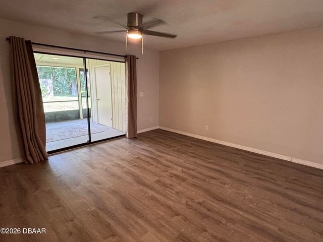 3960 Oak Trail Run Apt 1603, Port Orange, FL 32127