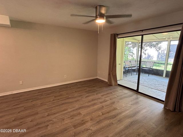 3960 Oak Trail Run Apt 1603, Port Orange, FL 32127
