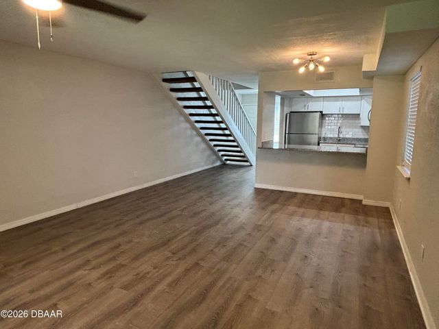 3960 Oak Trail Run Apt 1603, Port Orange, FL 32127