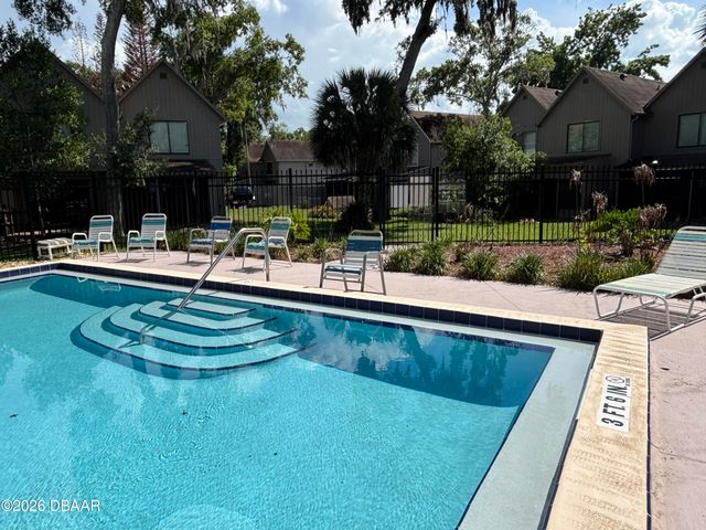 3960 Oak Trail Run Apt 1603, Port Orange, FL 32127