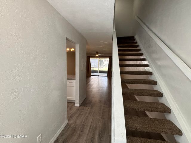 3960 Oak Trail Run Apt 1603, Port Orange, FL 32127