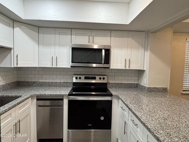 3960 Oak Trail Run Apt 1603, Port Orange, FL 32127