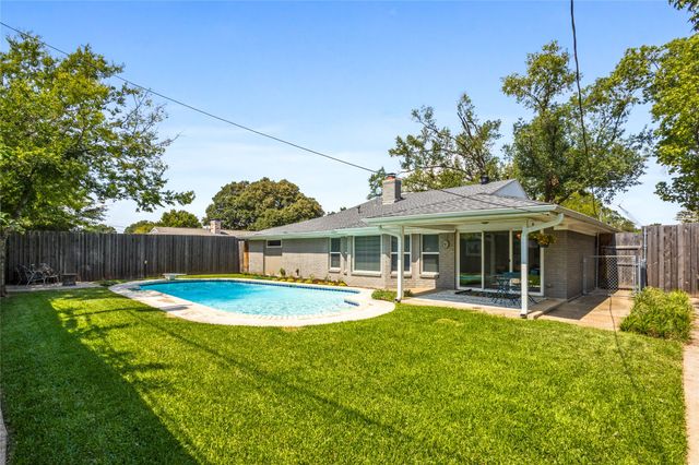 606 Burnwood Drive, Irving, TX 75062