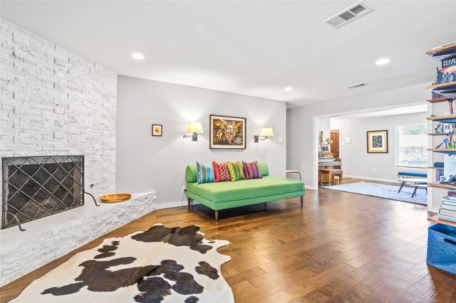 606 Burnwood Drive, Irving, TX 75062