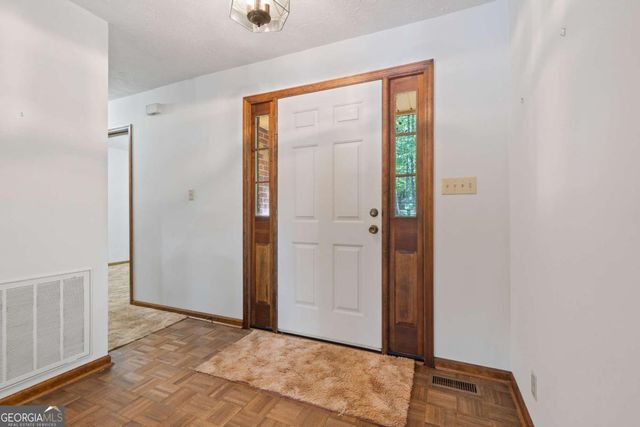 188 South Steel Bridge Road SE, Eatonton, GA 31024