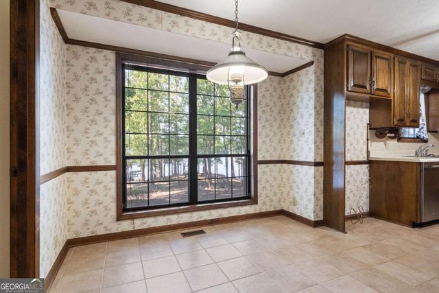 188 South Steel Bridge Road SE, Eatonton, GA 31024