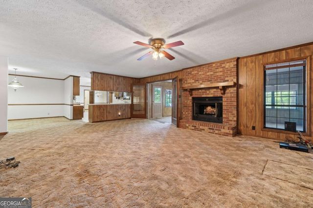 188 South Steel Bridge Road SE, Eatonton, GA 31024