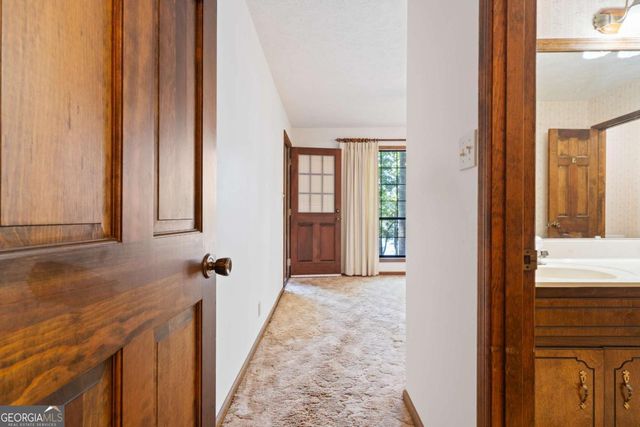 188 South Steel Bridge Road SE, Eatonton, GA 31024