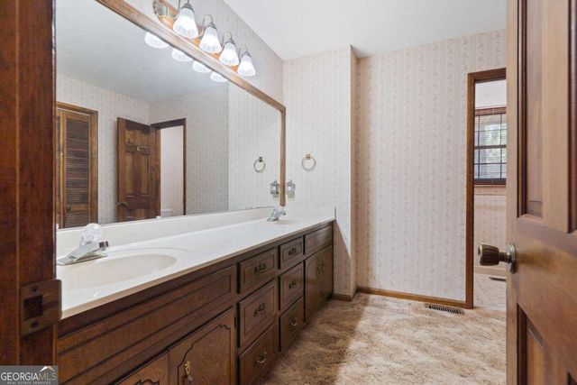 188 South Steel Bridge Road SE, Eatonton, GA 31024